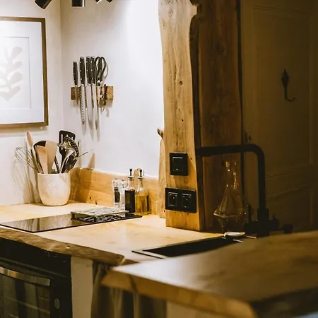 Romantique Avec Sauna, Spa, Cinema -la Closerie Du Biard- Летний дом